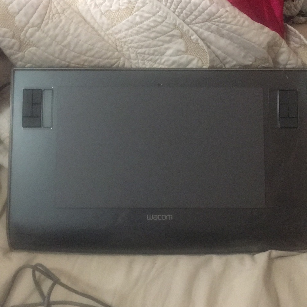 Wacom intuos 3 wide screen tablet PTZ 631 (no pen)